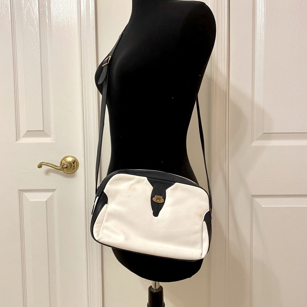 Etienne Aigner Leather Handbag - white with navy trim - Crossbody Bag - Picture 4 of 16